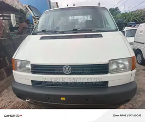 Volkswagen Transporter 2005 White