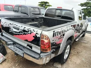 Toyota Tacoma Double Cab V6 Automatic 2011 Silver
