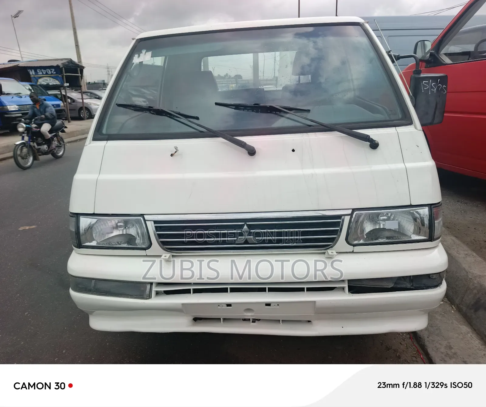 Mitsubishi Delica 2005 White
