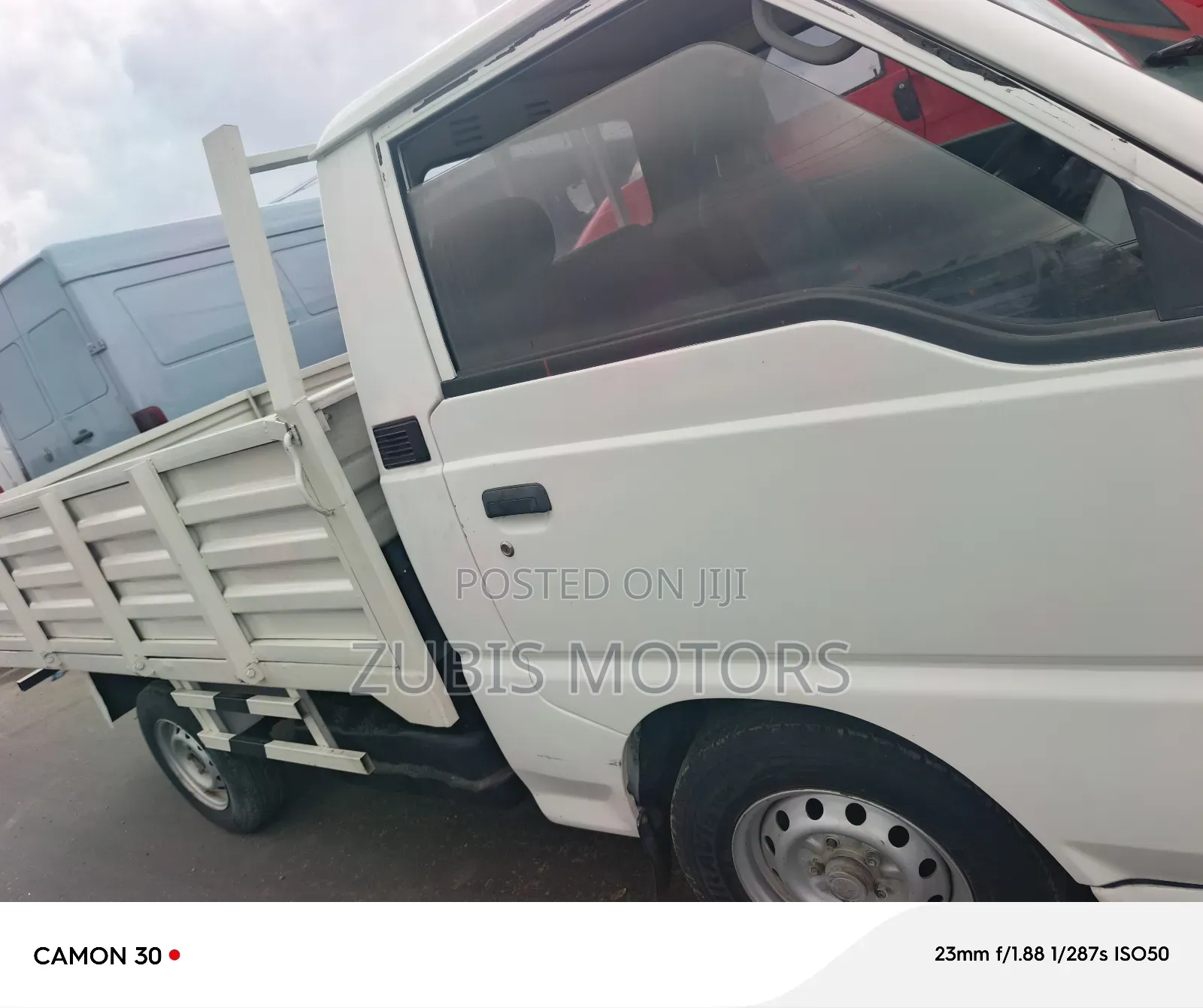 Mitsubishi Delica 2005 White