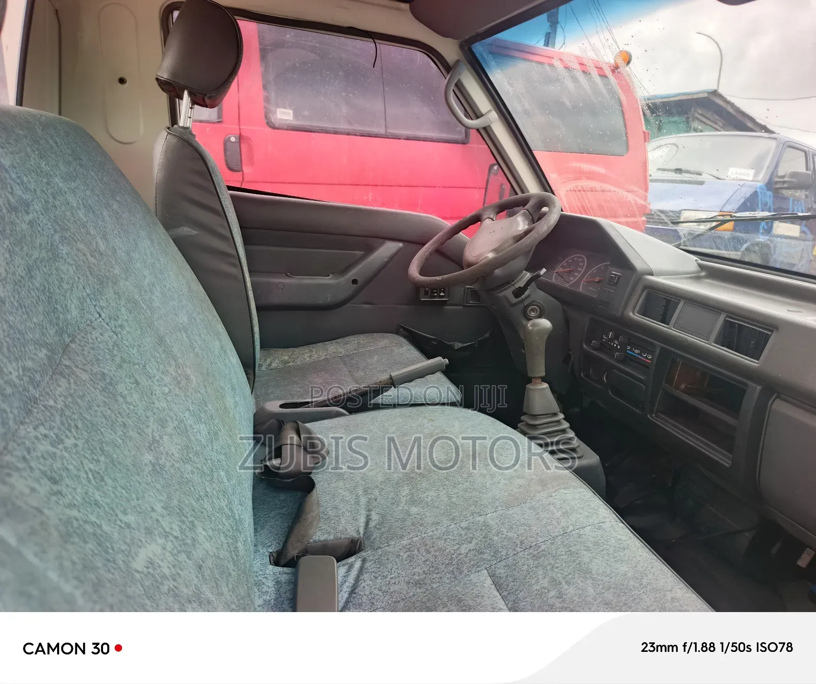 Mitsubishi Delica 2005 White