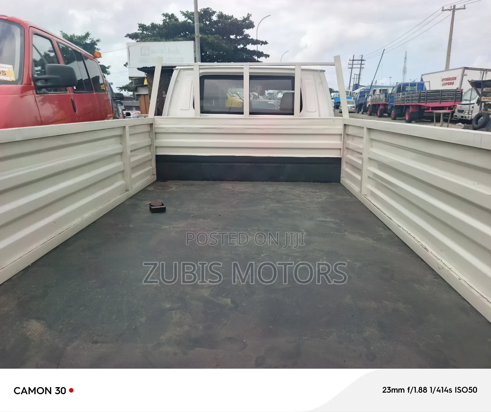 Mitsubishi Delica 2005 White