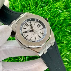 Original Audemars Piguet Black Rubber Strap Calendar Quartz Watch
