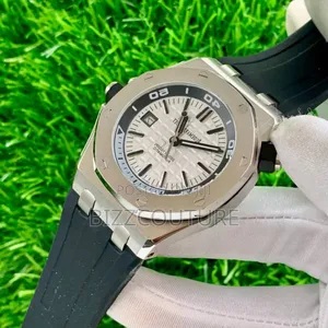 Original Audemars Piguet Black Rubber Strap Calendar Quartz Watch