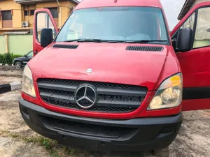Mercedes-Benz Sprinter 2014 Red