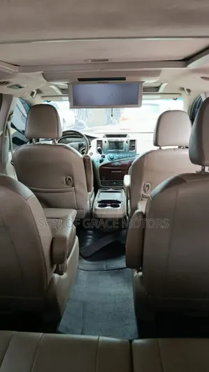 Toyota Sienna Limited FWD 7-Passenger 2013 Red