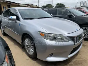Lexus ES 350 FWD 2013 Silver
