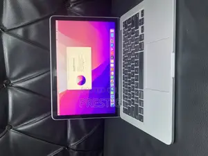 Laptop Apple MacBook Pro 2015 8GB Intel Core I5 SSD 256GB