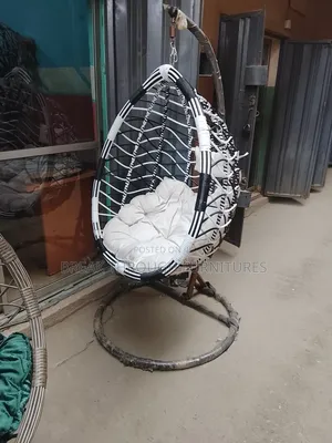 Swinging Bed
