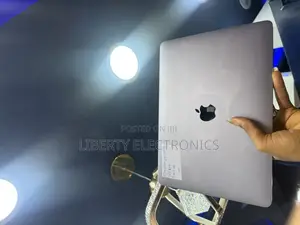Laptop Apple MacBook Pro 2019 16GB Intel Core I5 SSD 1T