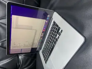 Laptop Apple MacBook Pro 2015 16GB Intel Core I7 SSD 512GB