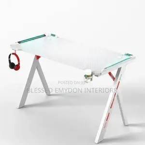Modern Y Leg Shaped RGB Led Lights Gaming Table 1.2metre