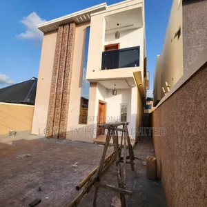 Furnished 5bdrm Duplex in Ikeja for sale