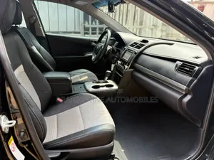 Toyota Camry SE 4dr Sedan (2.5L 4cyl 6A) 2012 Black