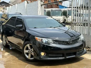 Toyota Camry SE 4dr Sedan (2.5L 4cyl 6A) 2012 Black