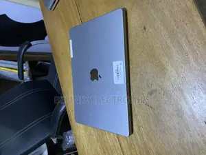 Laptop Apple MacBook Pro 2021 M1 32GB Apple M1 Pro SSD 2T