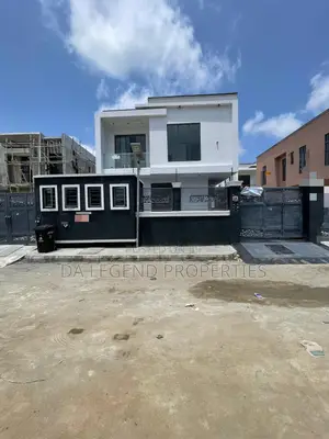 5bdrm Duplex in Lekki for sale