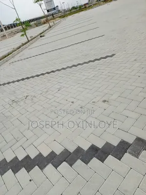 Interlocking, Stamped Concrete and Landscapping
