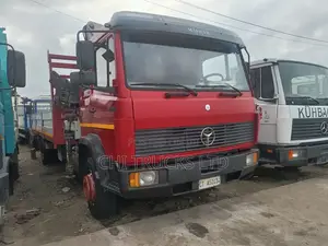 Mercedes Benz Crane Operator Truck
