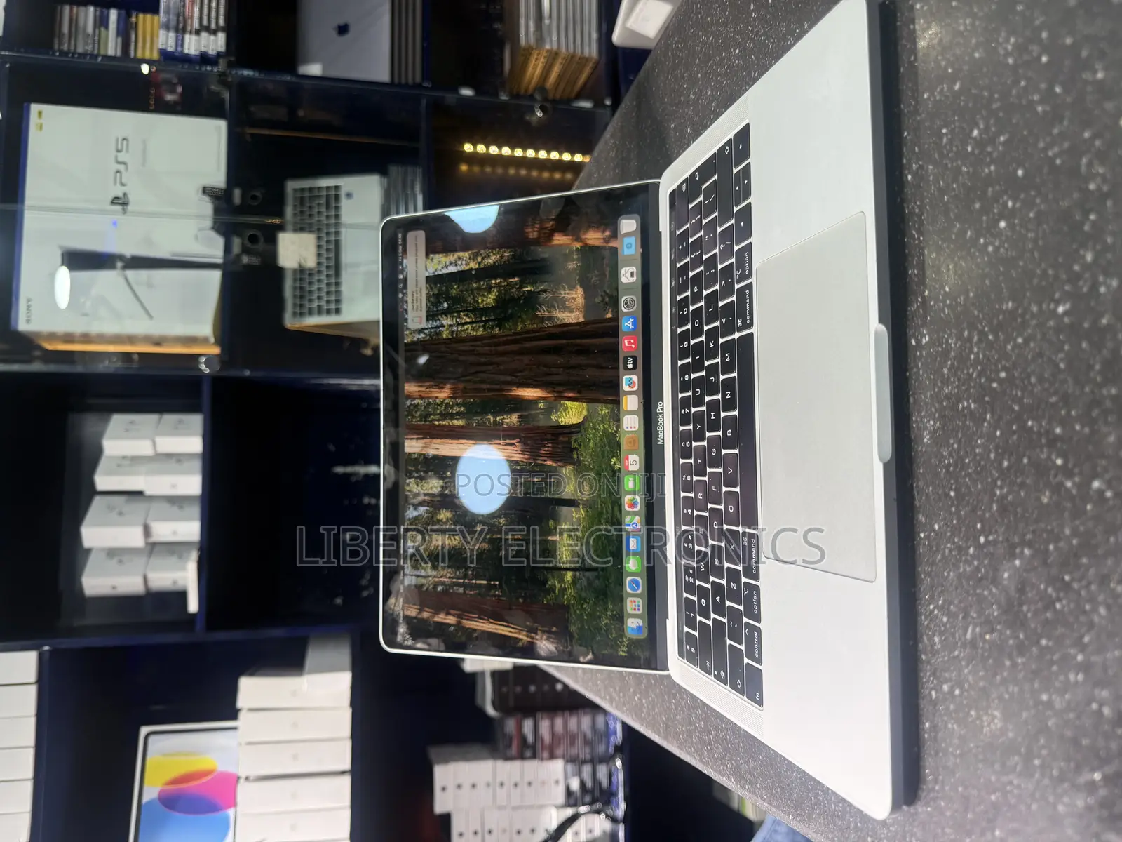 Laptop Apple MacBook Pro 2019 8GB Intel Core I7 SSD 128GB