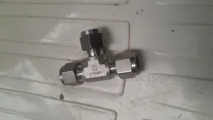 Swagelok Tube Fitting, Union Tee, 1/2 In. Tube Od