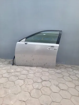 Front Door Es350 2015