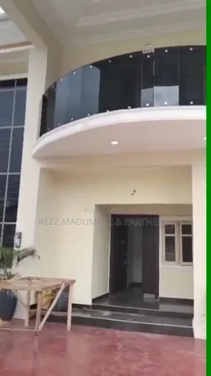 5bdrm Duplex in Gate Estate, Sars for rent