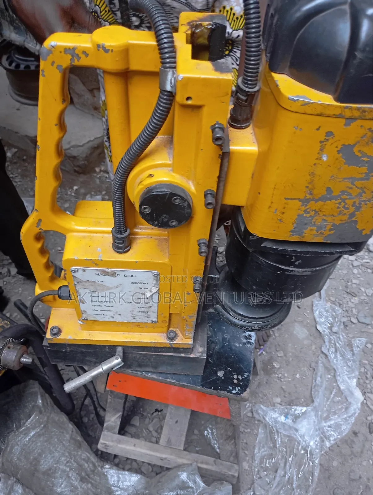 Magnetic Drill