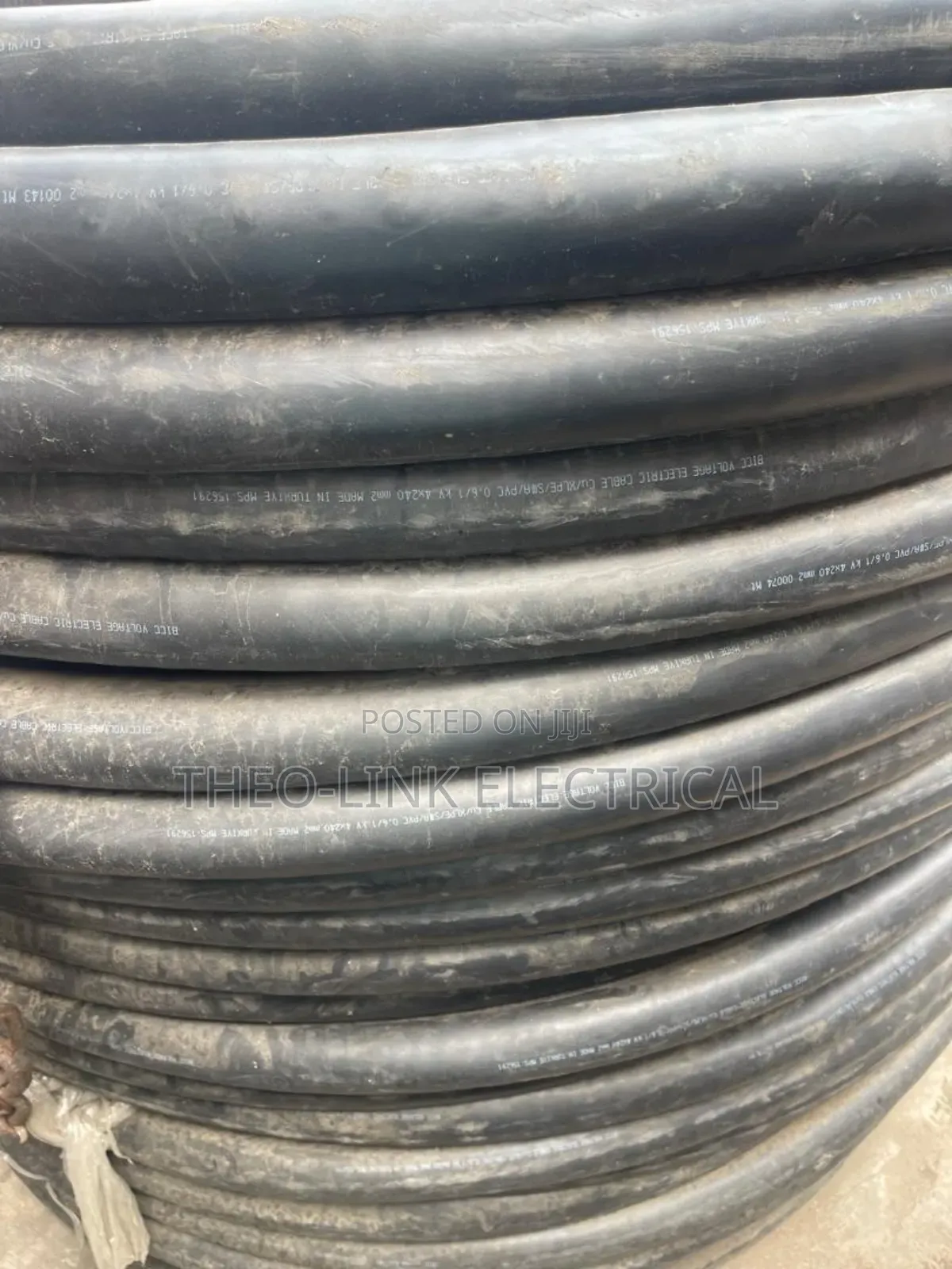 240mm 4c Armoured Cable Bicc