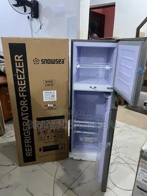 Brand New Snowsea Bd-198 – 150l Fridge With Freezer