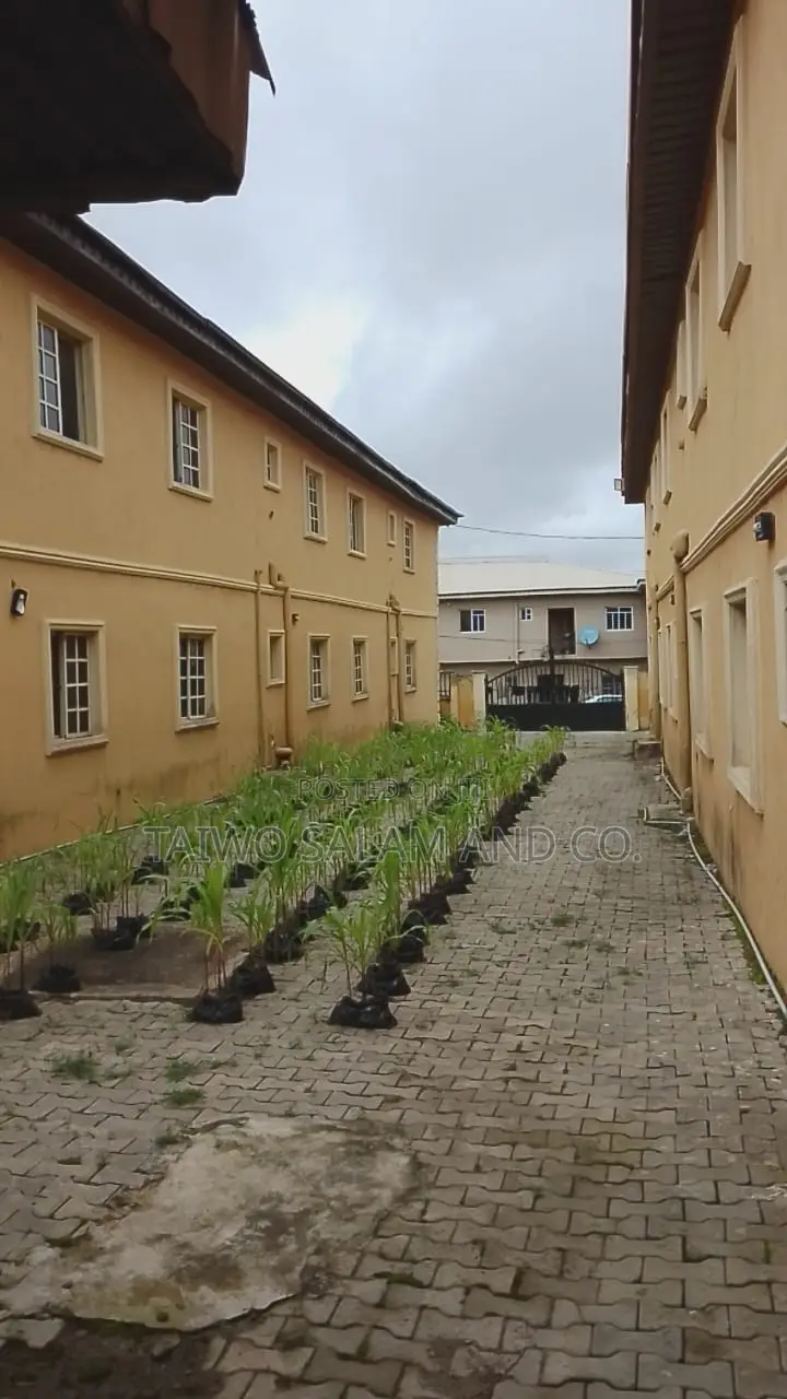 Functioning 44 Rooms Self Contained Hostel Funab Abeokuta University