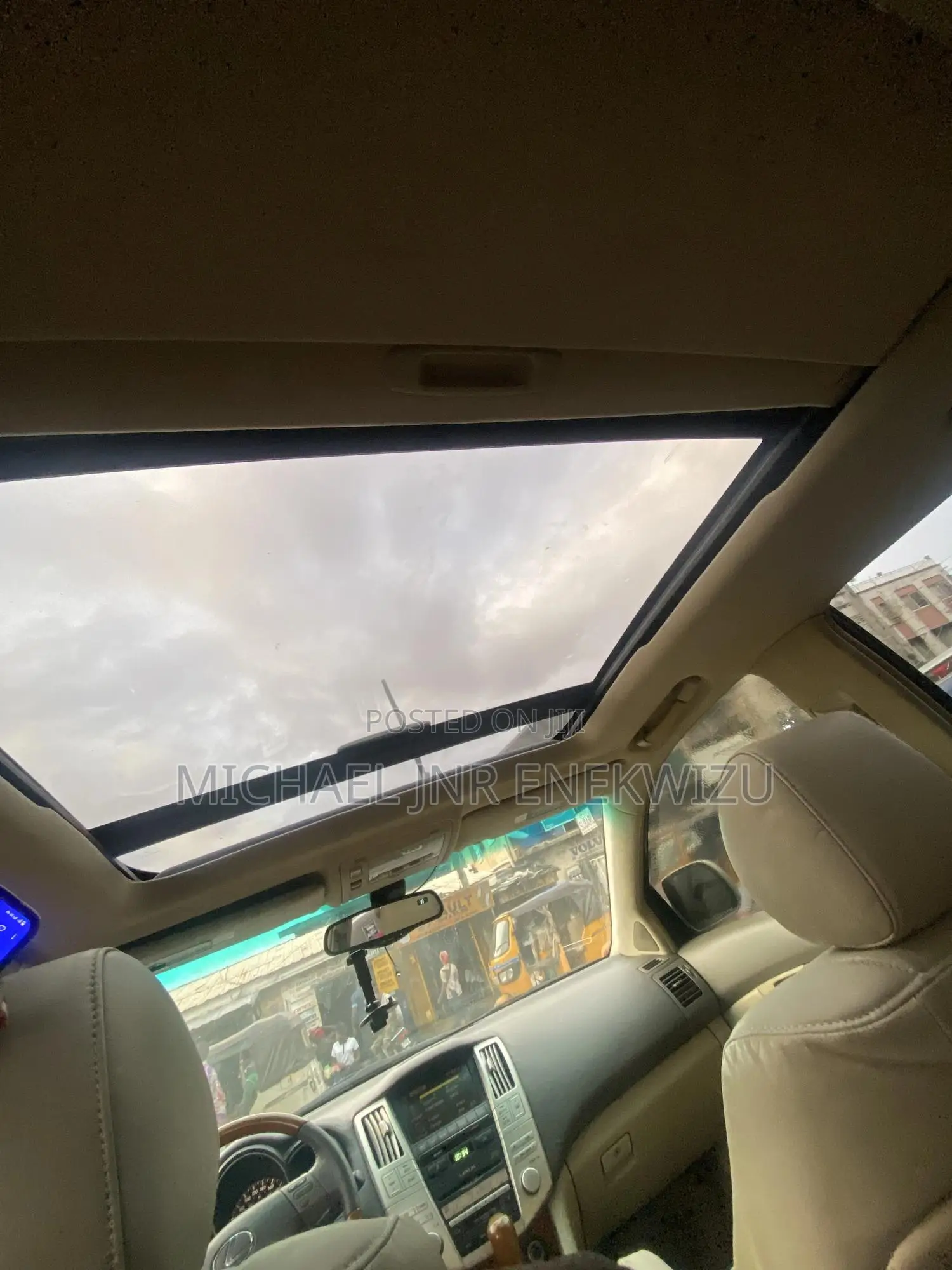Lexus RX 330 2004 Gold