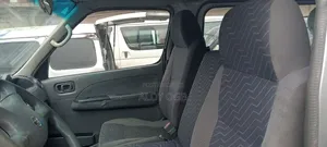 Nissan Caravan (Urvan) 2006 Silver