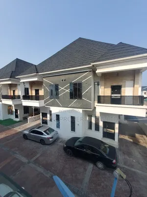 Furnished 4bdrm Duplex in Orchil Road, Chevron for sale