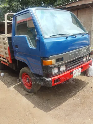 Toyota Dyna 150 Old Model 1996