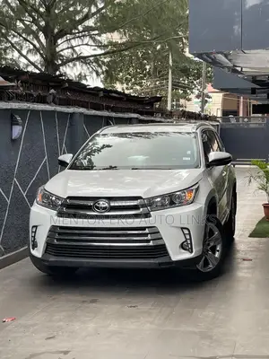 Toyota Highlander Limited V6 4x4 (3.5L 6cyl 6A) 2016 White