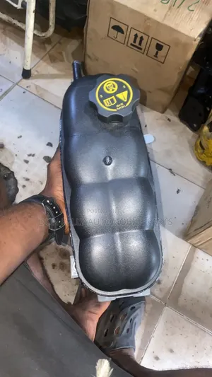 Escalade Water Tank or GMC Water Container
