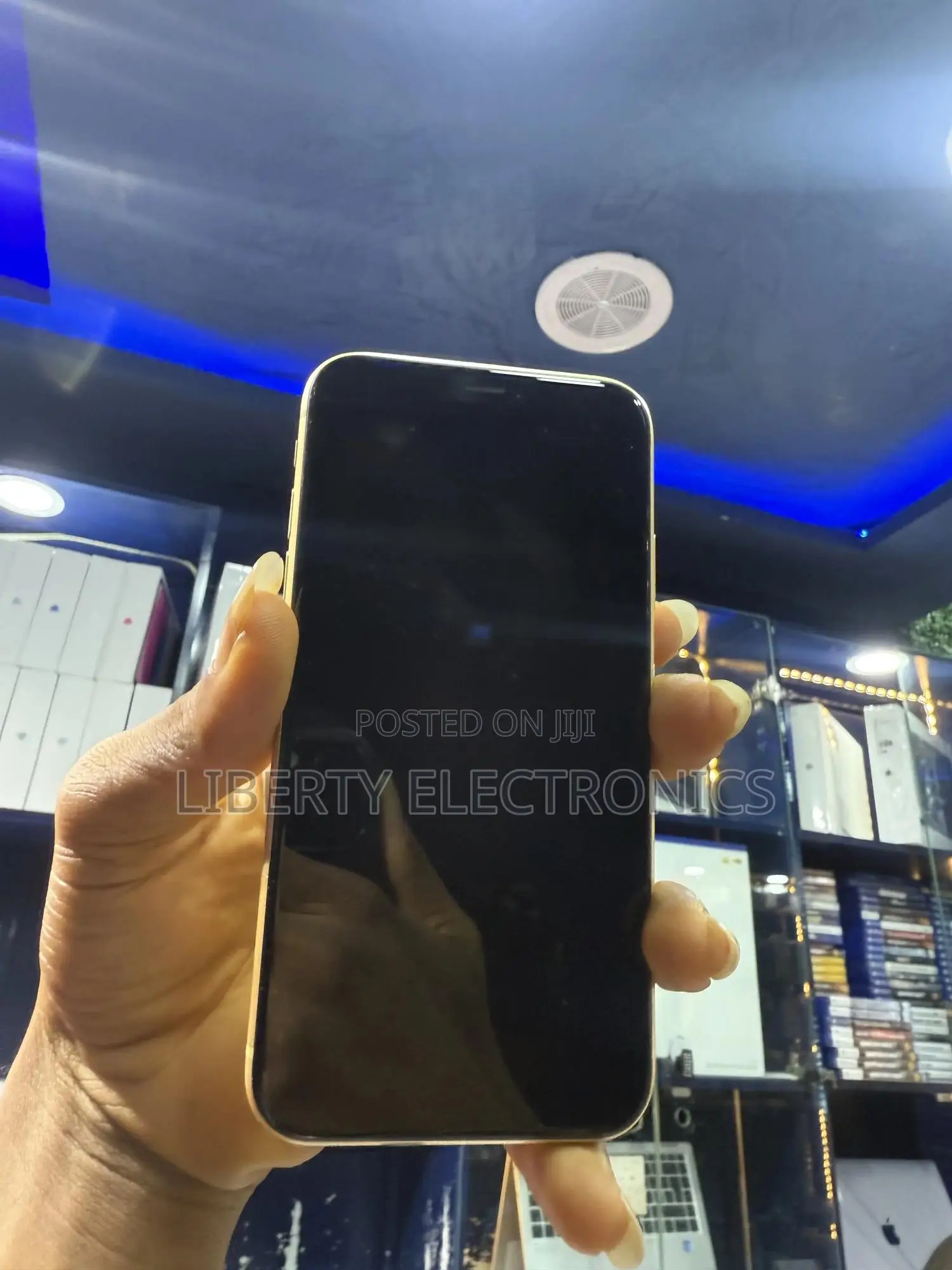Apple iPhone XR 64 GB Yellow