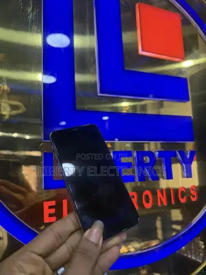 Apple iPhone X 64 GB White