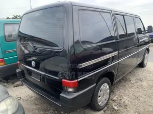 Volkswagen Transporter 2002 Black