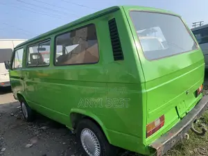 Volkswagen Transporter 2000 Green
