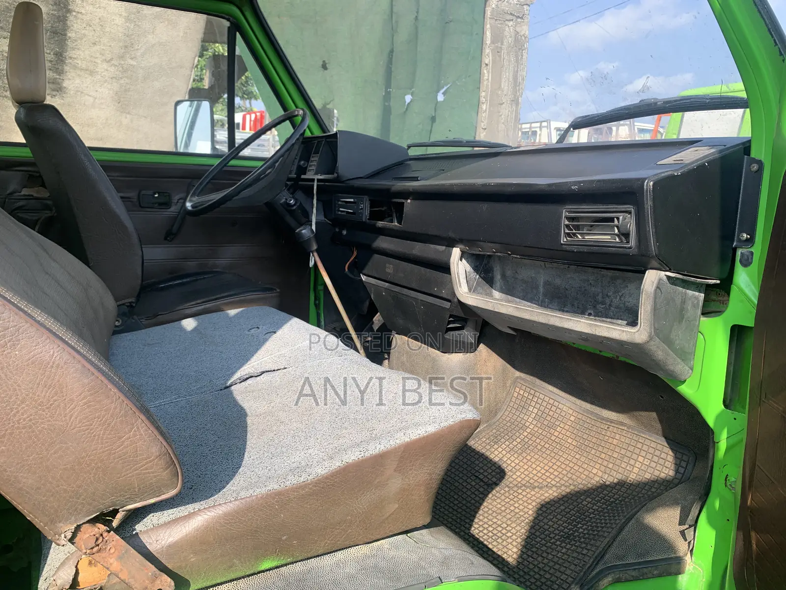 Volkswagen Transporter 2000 Green