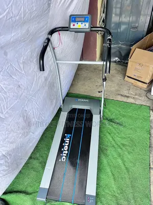 2.5hp Kinetic Fitness Treadmill