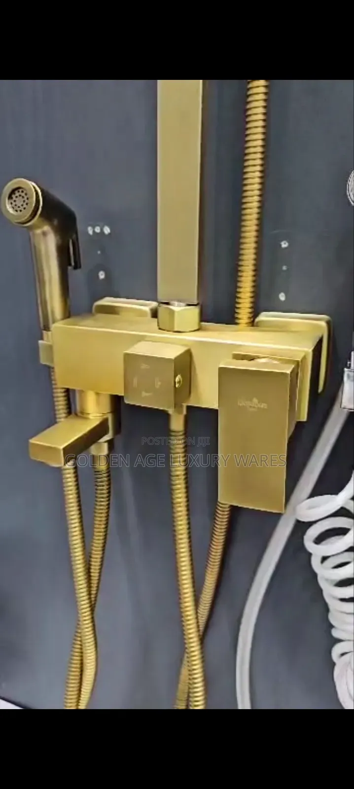 Square Brush Gold Shower Set