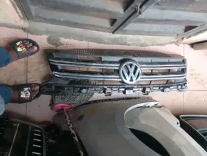 Front Grill for Volkswagen Tiguan, 2013 Model
