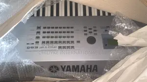 Yamaha Motif Es8