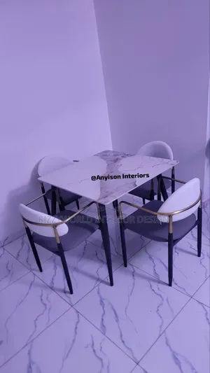 Dining Table With 4 Durable Chairs.