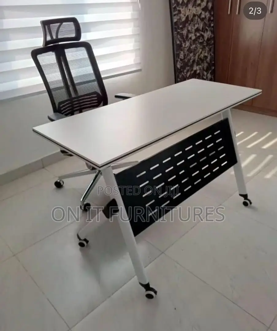 Foldable Imported Table – Stylish, Space-Saving Ready for Anything!