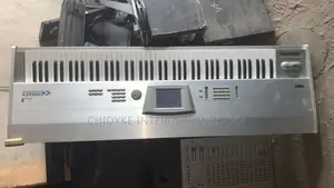Seven Octave Korg Triton Prox