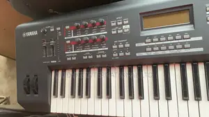 Yamaha Mox6
